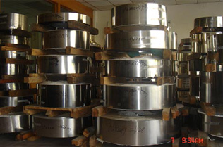 在協(xié)助產(chǎn)品研發(fā)的道路上，有我鑫發(fā)